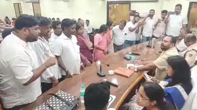 Fake fertiliser scandal emerges in Nilagiri as laboratory tests reportedly confirm DAP and potash samples supplied to farmers were counterfeit.