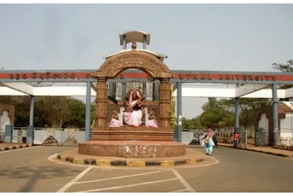Utkal University clears encroachment from staff quarters