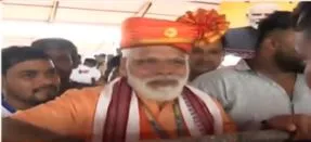 Lookalike of Modi in Jharsuguda puts crowd on crossword during PM’s Odisha visit