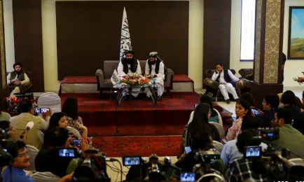 Women Journalists present at Muttaqi's second media briefing after 'Exclusion' controversy