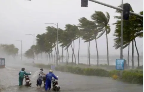 2+1 consecutive Low Pressure systems loom over BoB: Will the fateful October bring cyclone for Odisha?