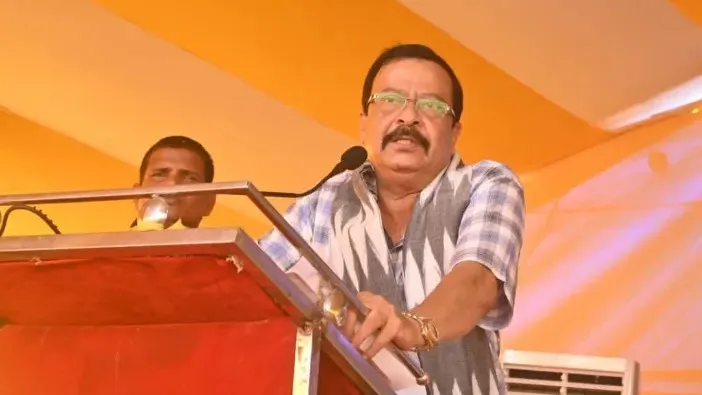 ulb-poll-violence-clash-broke-between-two-groups-in-jagatsinghpur