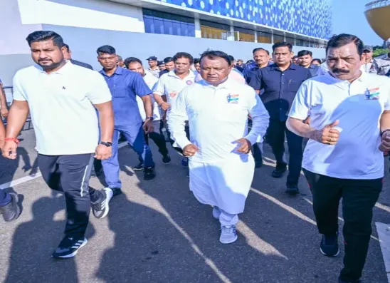 happy-womens-day-2024-wishes-messages--greetings-to-share-with-special-women-in-your-life