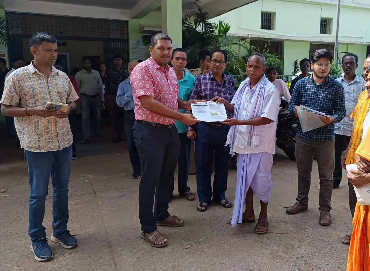 Soil Health Cards distributed to farmers in Kandhamal to enhance agricultural productivity