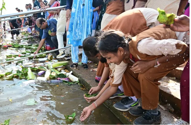 20,000 sal-leaf boats float on Mahanadi for Kartika Purnima celebration