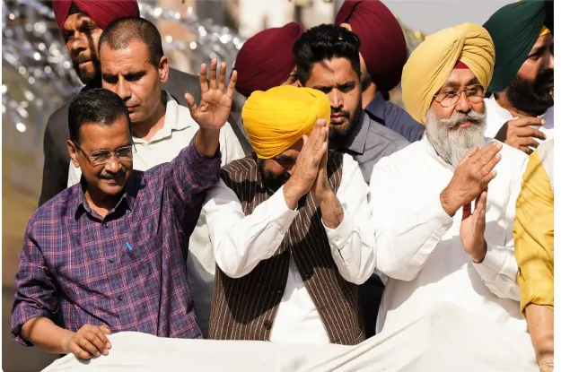 rumours-are-spread-that-i-am-aggressive-and-beat-up-boys-is-not-letting-me-find-groom-kangana