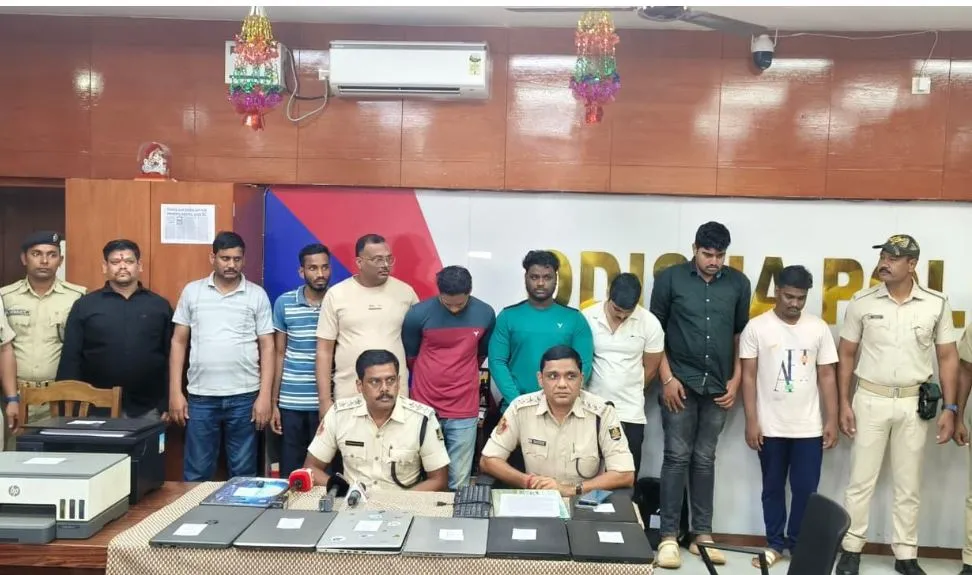 low-pressure-to-trigger-heavy-rainfall-in-odisha-src-asks-collectors-to-remain-alert