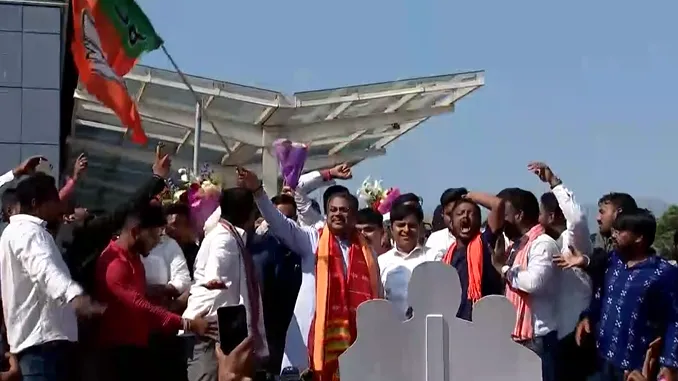 kyunki-saas-bhi-kabhi-bahu-thi-actor-sameer-sharma-commits-suicide