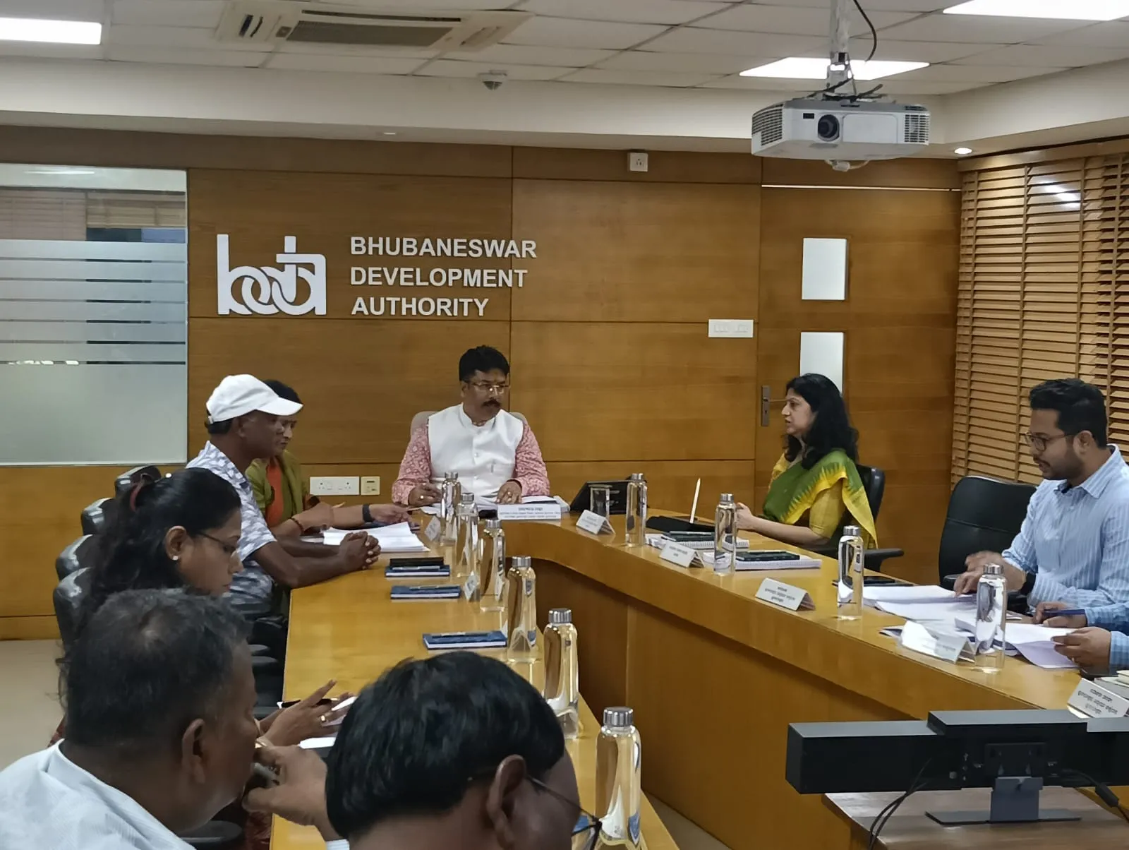 salman-khan-unveils-debut-film-poster-of-mithun-chakrabortys-son-namashi