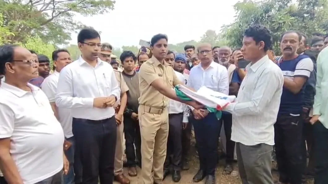 sudarsan-pattnaik-wishes-pm-modi-happy-birthday-with-sand-art