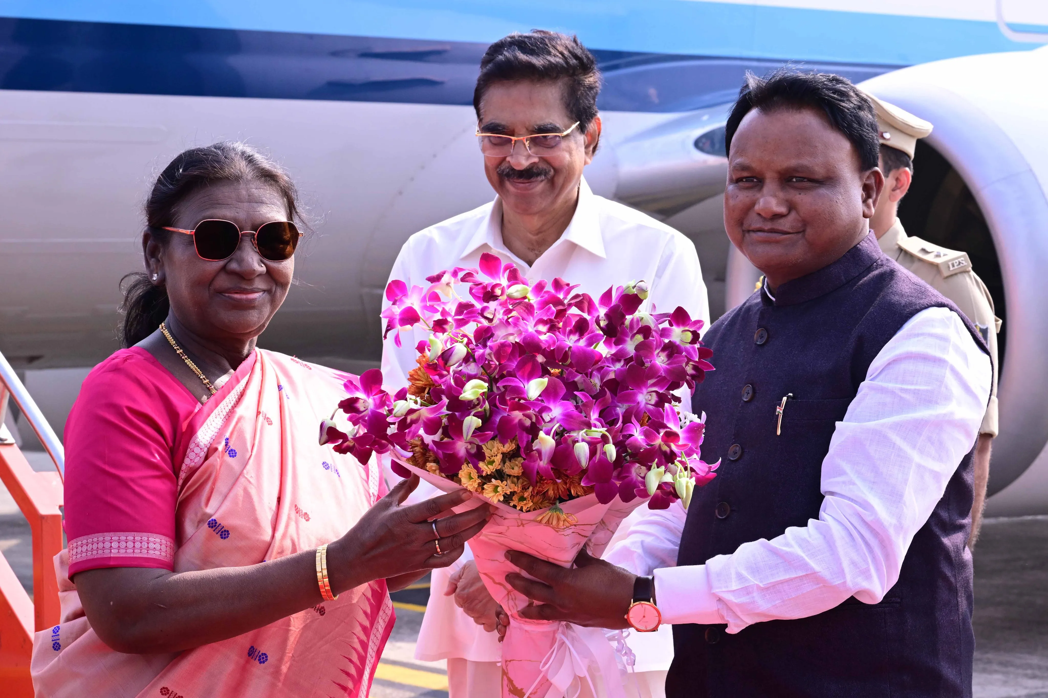 woman-banker-and-daughter-found-dead-under-mysterious-circumstances-in-cuttack