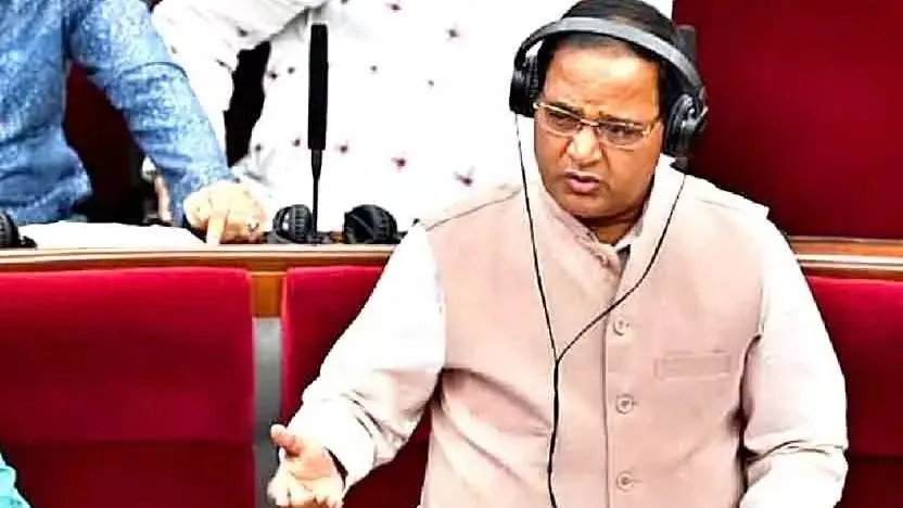 minor-girl-poisons-mother-for-stopping-her-from-meeting-boyfriend-in-up