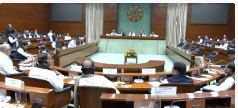 chhattisgarh-polls-gunfights-at-few-places-59-voting-till-3-pm