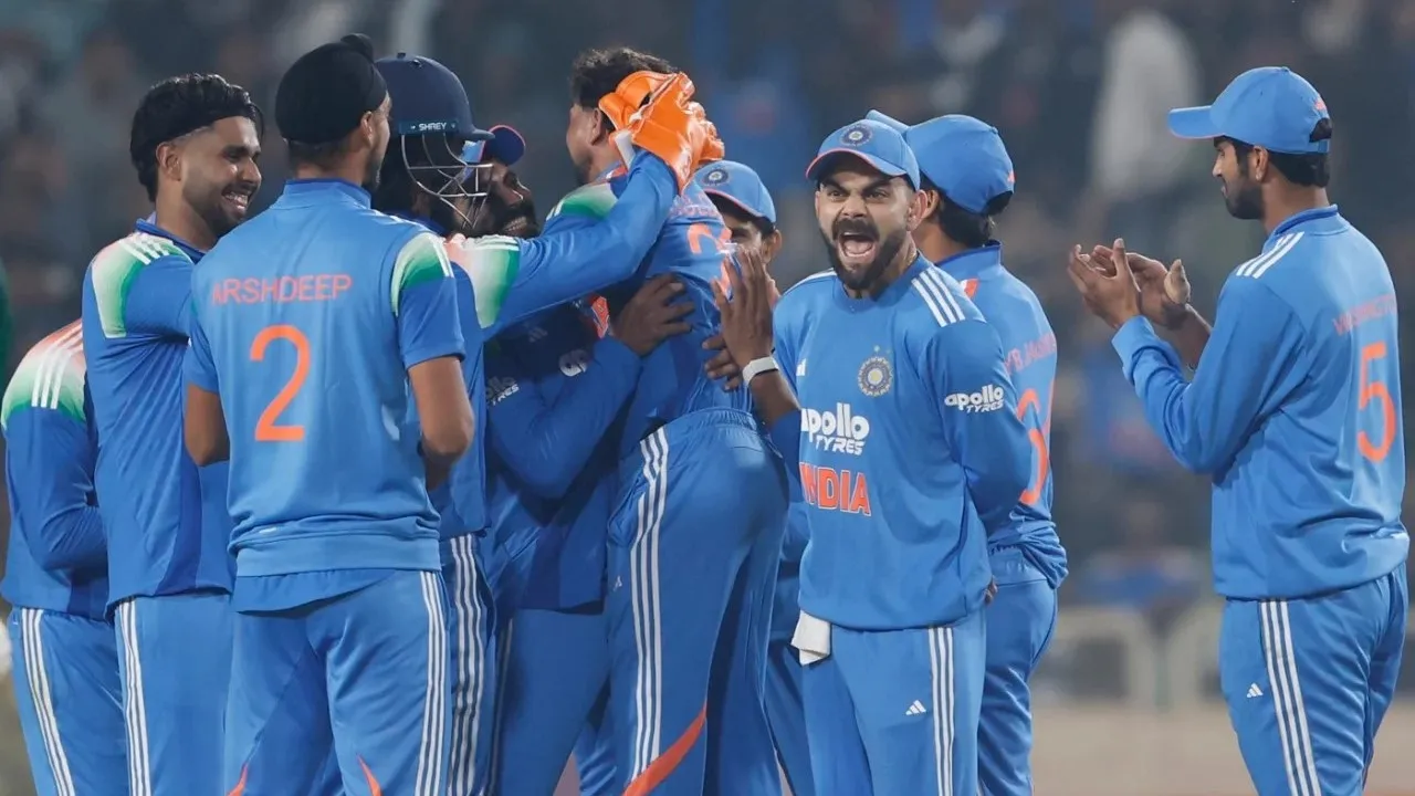 IND vs SA 1st ODI: Kohli's Masterclass and Bowlers Help India Win Thriller in Ranchi by 17 Runs