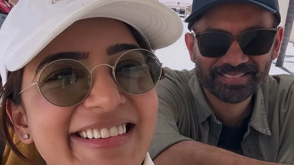 vk-pandian-meets-jajpur-bus-mishap-victims-at-cuttacks-scb-hospital