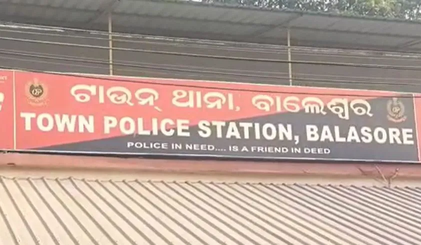 goddess-idol-ornaments-looted-from-temple-in-rayagada