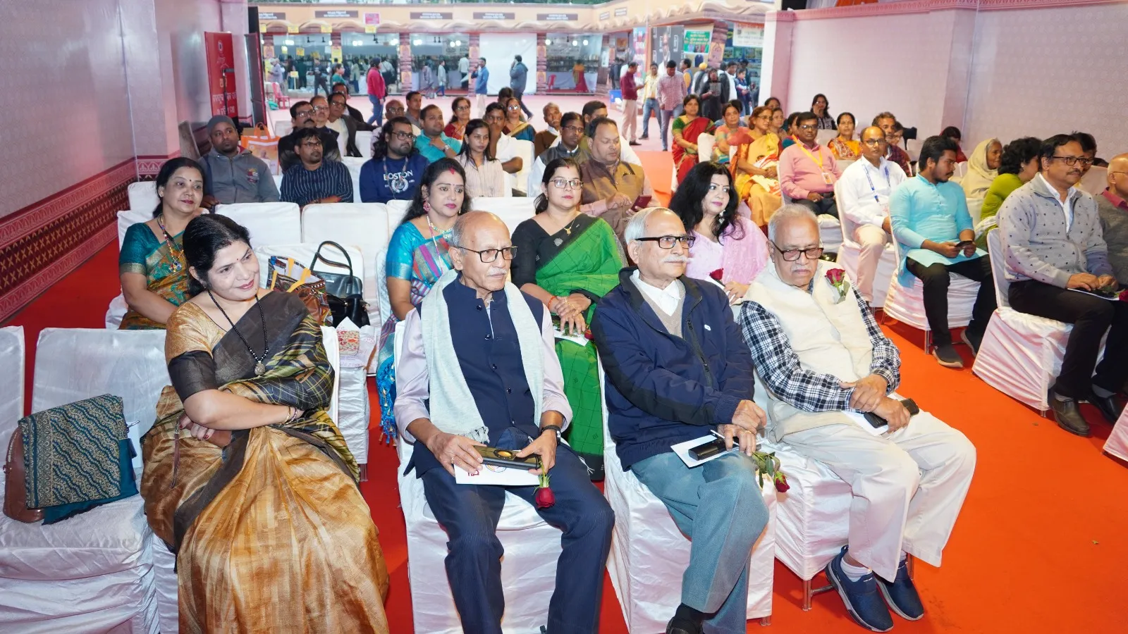 balangir-collector-urges-migrant-workers-to-participate-in-panchayat-polls