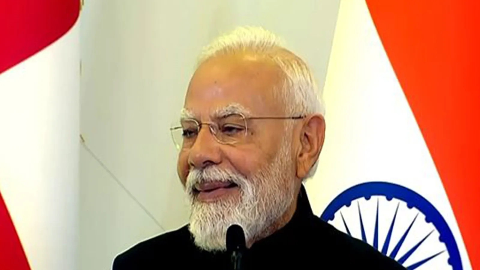 Prime Minister Modi Hails Economic Reforms at India-Oman Business Forum in Muscat