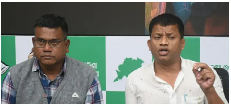 youth-duped-of-rs-70k-after-nude-call