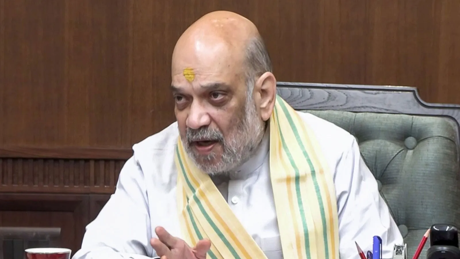 opposition-ruling-party-face-off-in-odisha-assembly-over-mining-scam