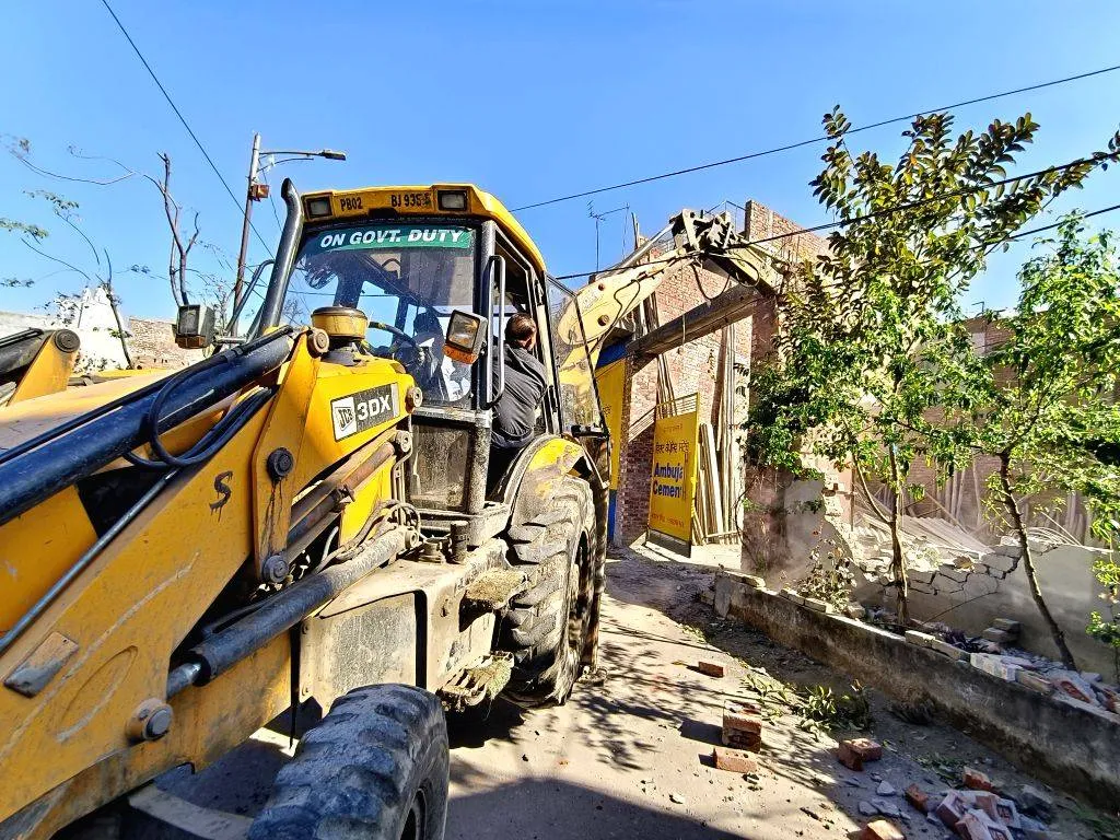 ncb-summons-sushants-ex-manager-shruti-talent-manager-jaya