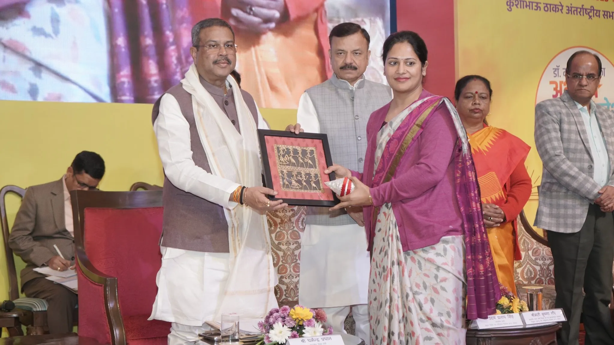 4-nabbed-for-ipl-betting-in-up