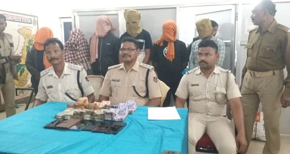 maoists-seek-rs-20l-for-fani-deceaseds-kin