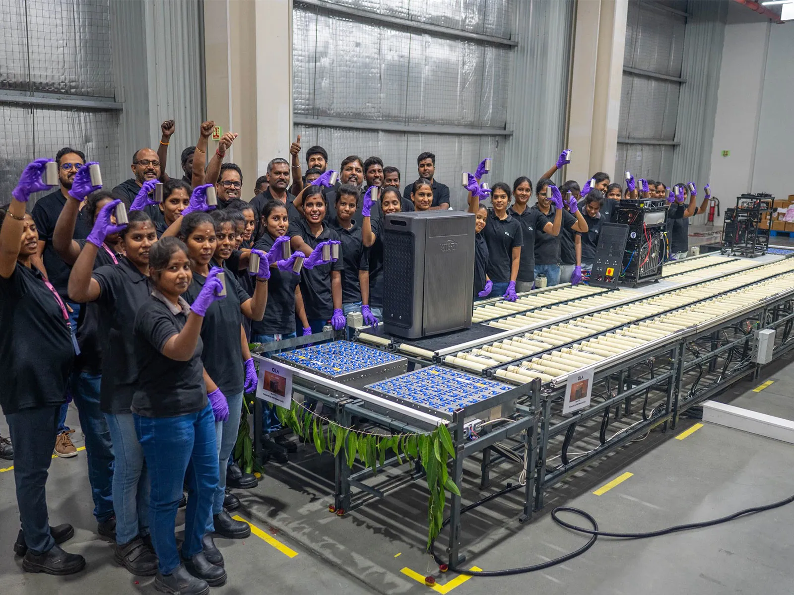 9-injured-as-hirakudbound-bus-overturns-near-rairakhol