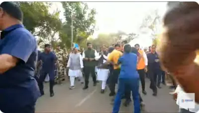 Youth breaks police cordon & marches towards Odisha CM; Detained