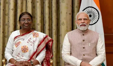 berhampur-artist-crafts-miniature-chalk-sculptures-of-pm-modi-and-his-mother-for-birthday-tribute