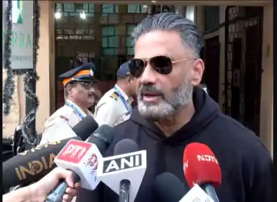 Suniel Shetty urges citizens to vote, calls BMC elections "most important"