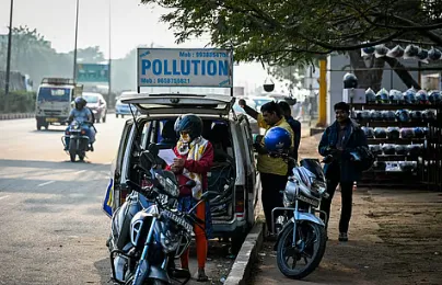 Major Crackdown on fake pollution certificates in Odisha: 72 centres shut down

