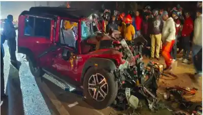 Thar Jeep hits truck, 3 killed in Bhubaneswar
