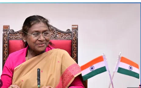 union-minister-dharmendra-pradhan-cm-naveen-patnaik-condole-demise-of-mihir-das