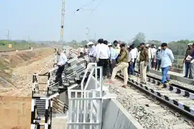 CRS inspects newly laid 3rd line between Ladda-Jimidipeta stations