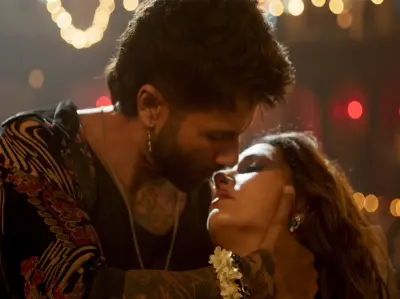 Shahid Kapoor, Disha Patani bring electrifying chemistry in 'Aashiqon Ki Colony' song from 'O'Romeo'