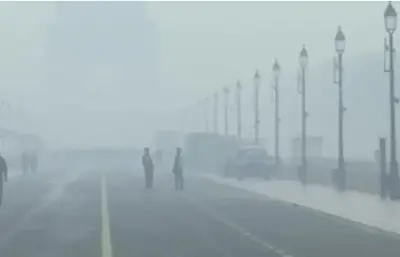 Delhi’s Air Quality remains ‘Poor’ amid weather forecast for light rainfall and thunderstorms