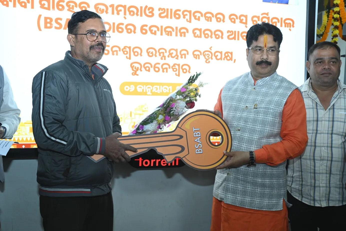 telangana-shuts-down-schools-as-covid-cases-rise