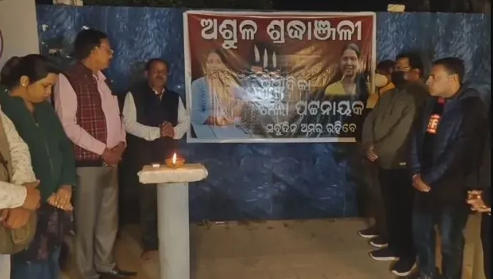 bmc-urges-people-visiting-omfed-parlour-near-toshali-bhavan-to-remain-under-quarantine-for-covid-19