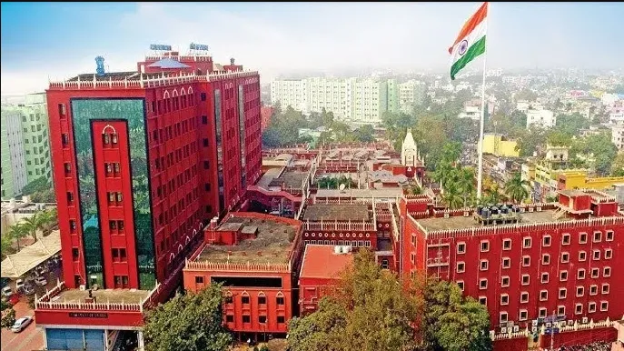 former-education-section-junior-accountant--sacked-from-govt-service-in-bribery-case