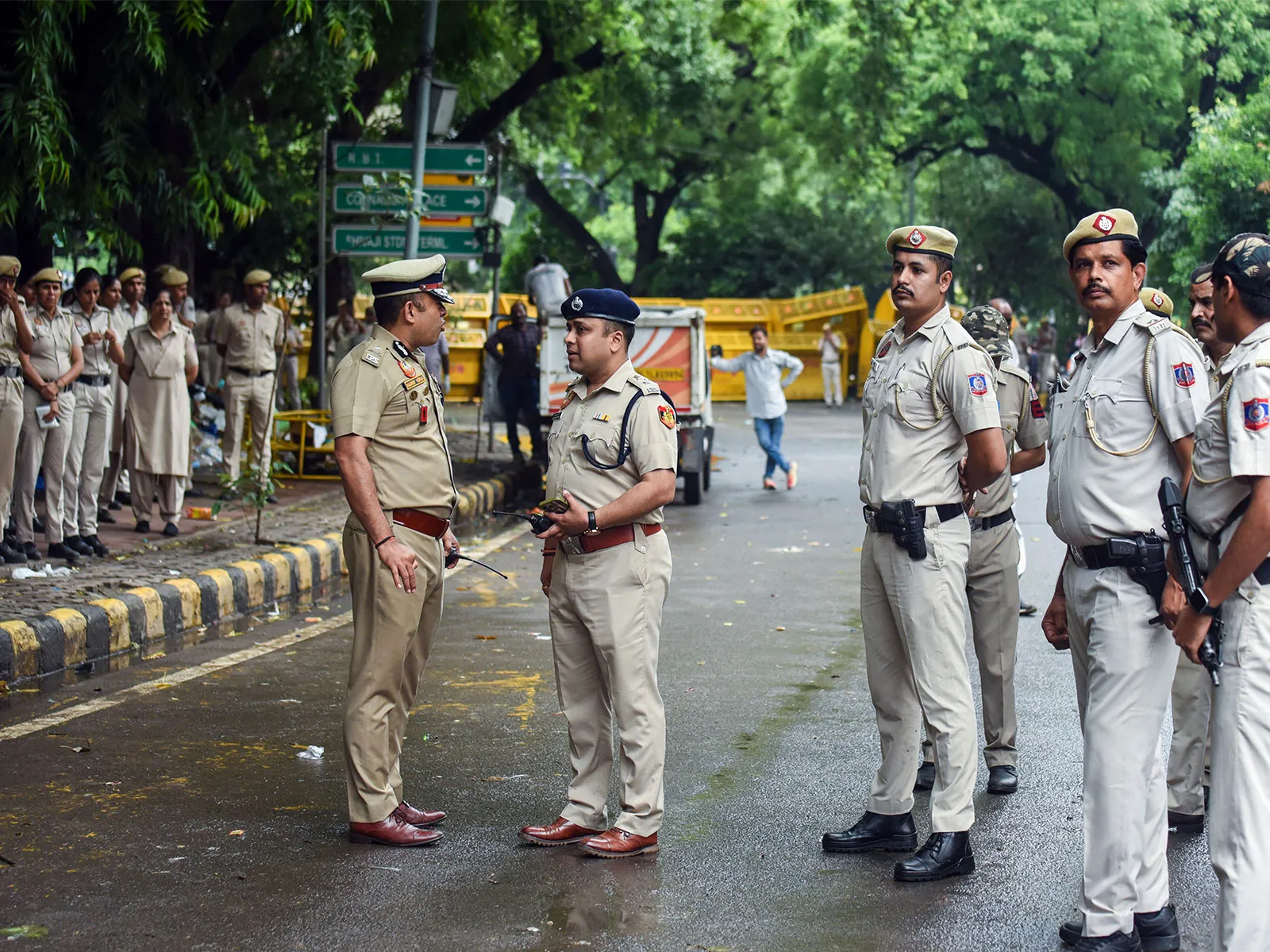 "Malicious intent”: Delhi Police says claim of cop resigning from services to join protest "misleading"