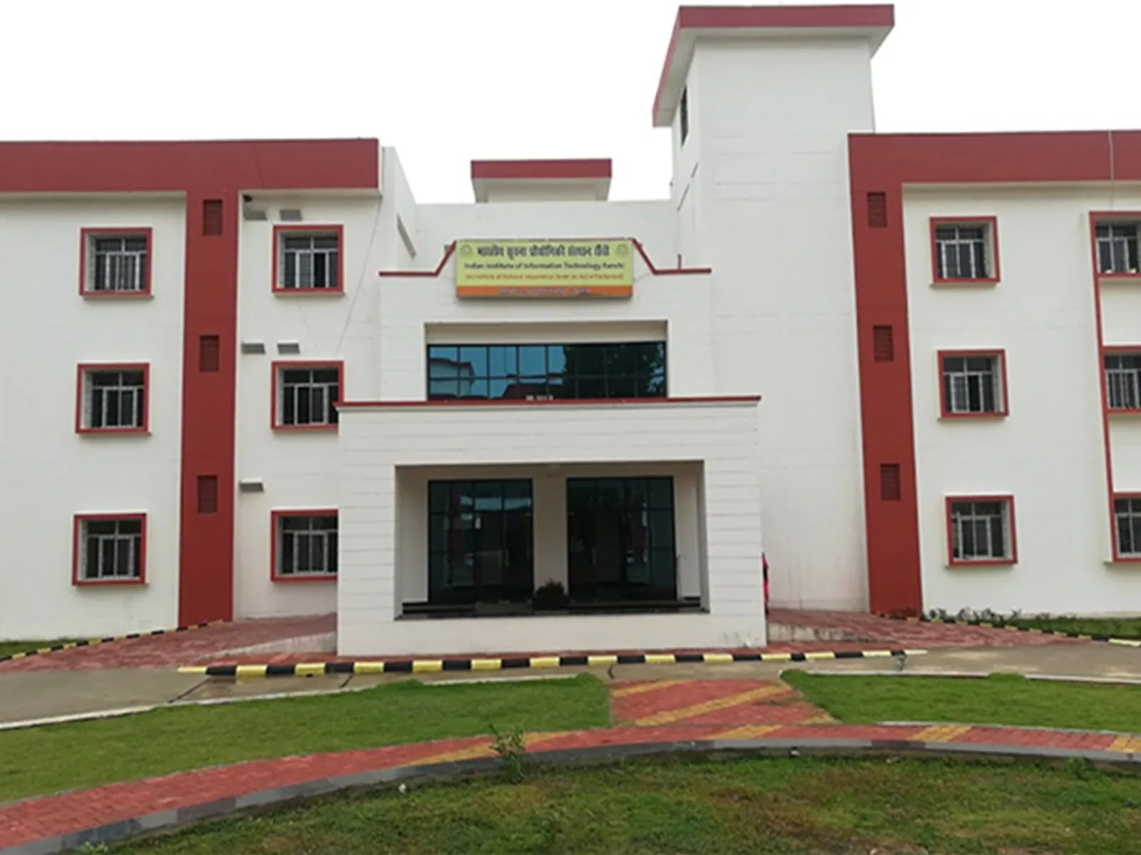 Education Ministry constitutes three-member panel to probe IIIT-Ranchi student's death 