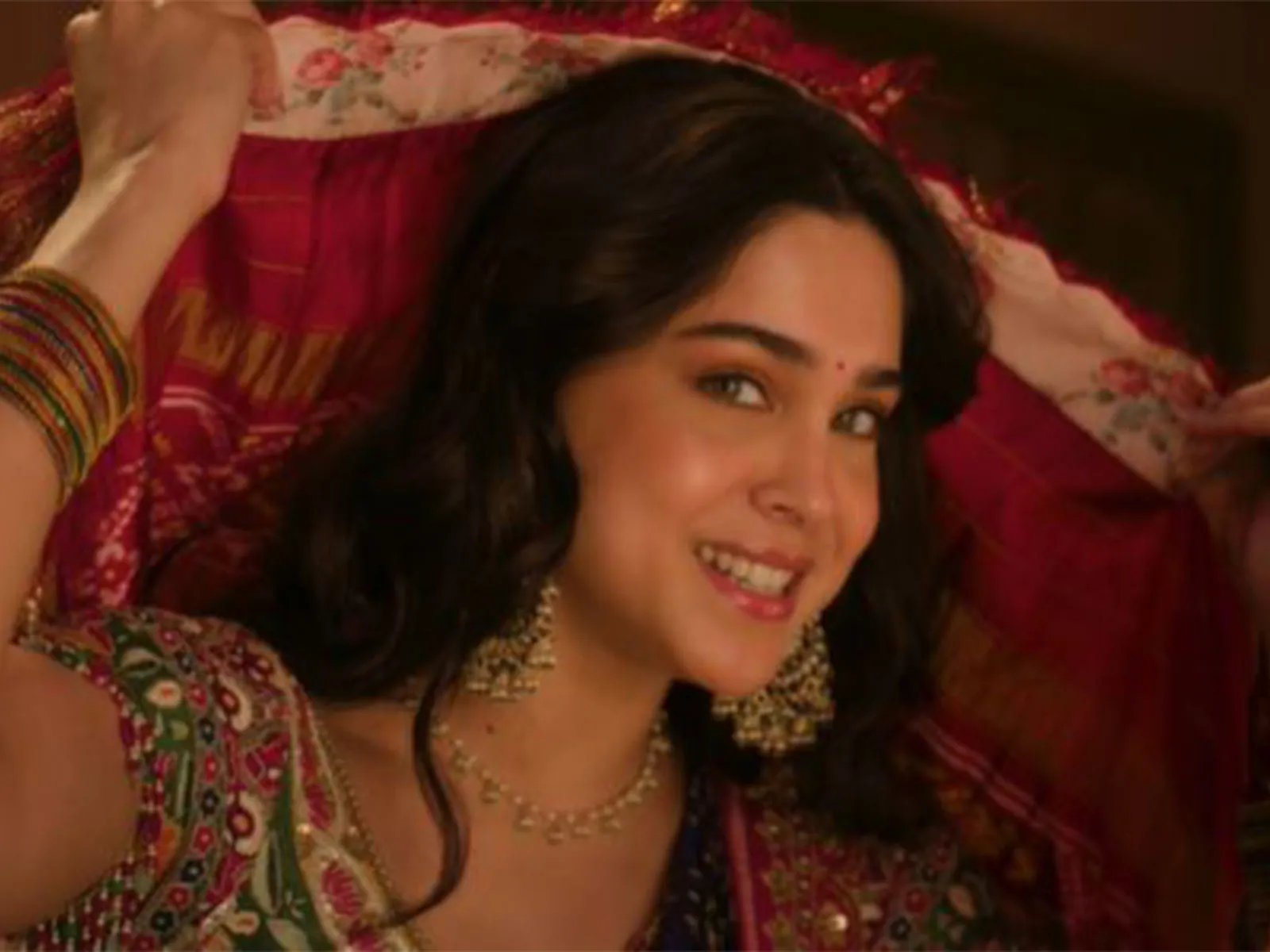 Yeh Prem Mol Liya: Sharvari brings her love for dance to the fore in latest ‘Jhumka Patola’ song 