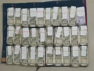 Odisha Vigilance seizes over Rs 21 lakh cash in late-night raid on Superintending Engineer