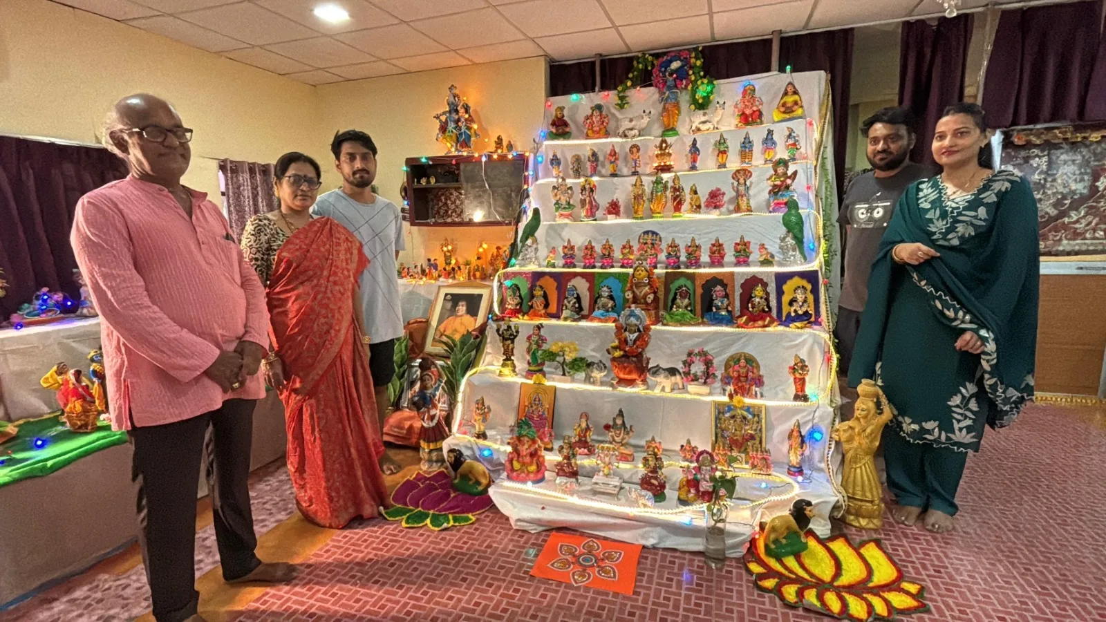 Berhampur's Telugu families keep ‘Bommala Koluvu’ tradition alive