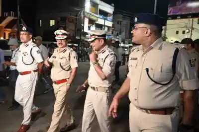 After Kolkata stampede, Odisha police tightens security at puja pandals