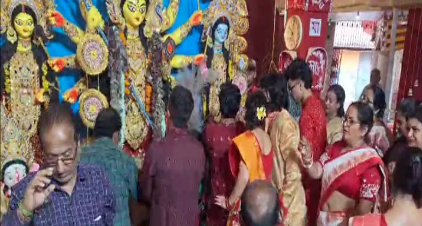Sindoor Khela marks Dusshera celebrations in Sambalpur

