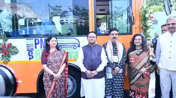 National Urban Conclave: Odisha CM flags off 26 e-buses; 400 more in pipeline