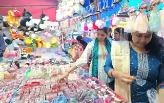 Festive mela rush raises risk of fake UPI frauds