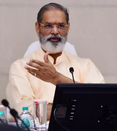 Cyclone Arnab: Singh Deo reviews emergency preparedness for southern & coastal Odisha 